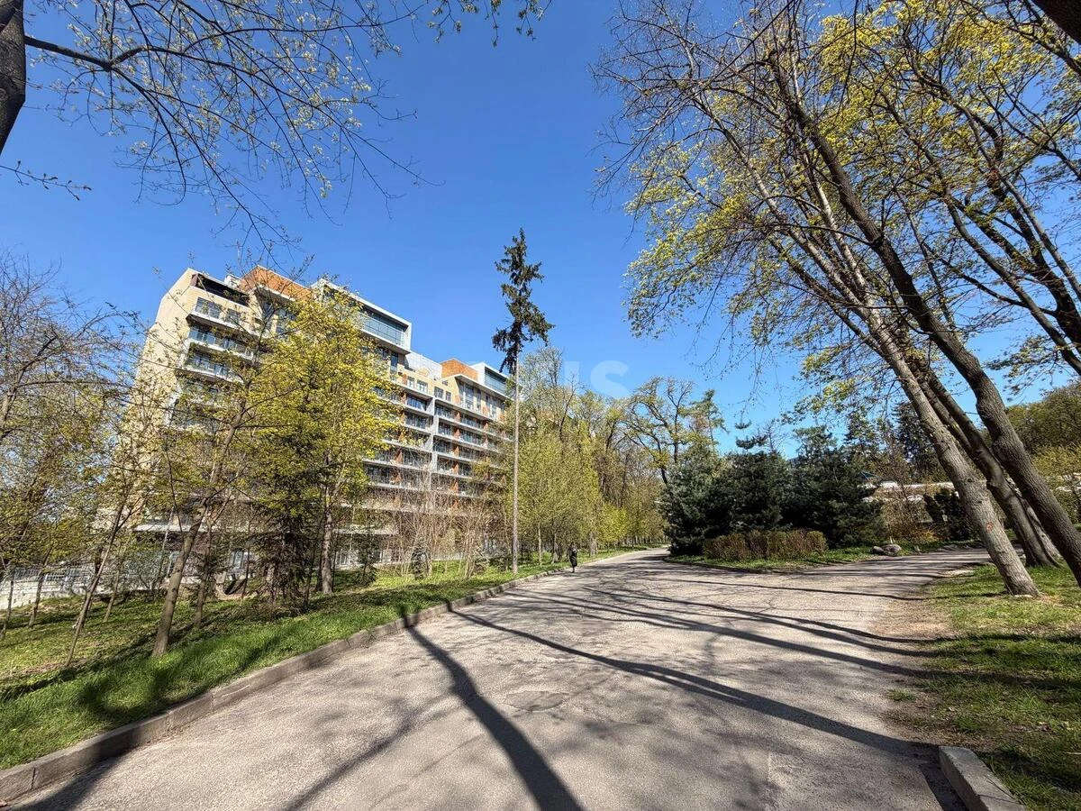 3k apartment pr-t Berestejskij 42675931