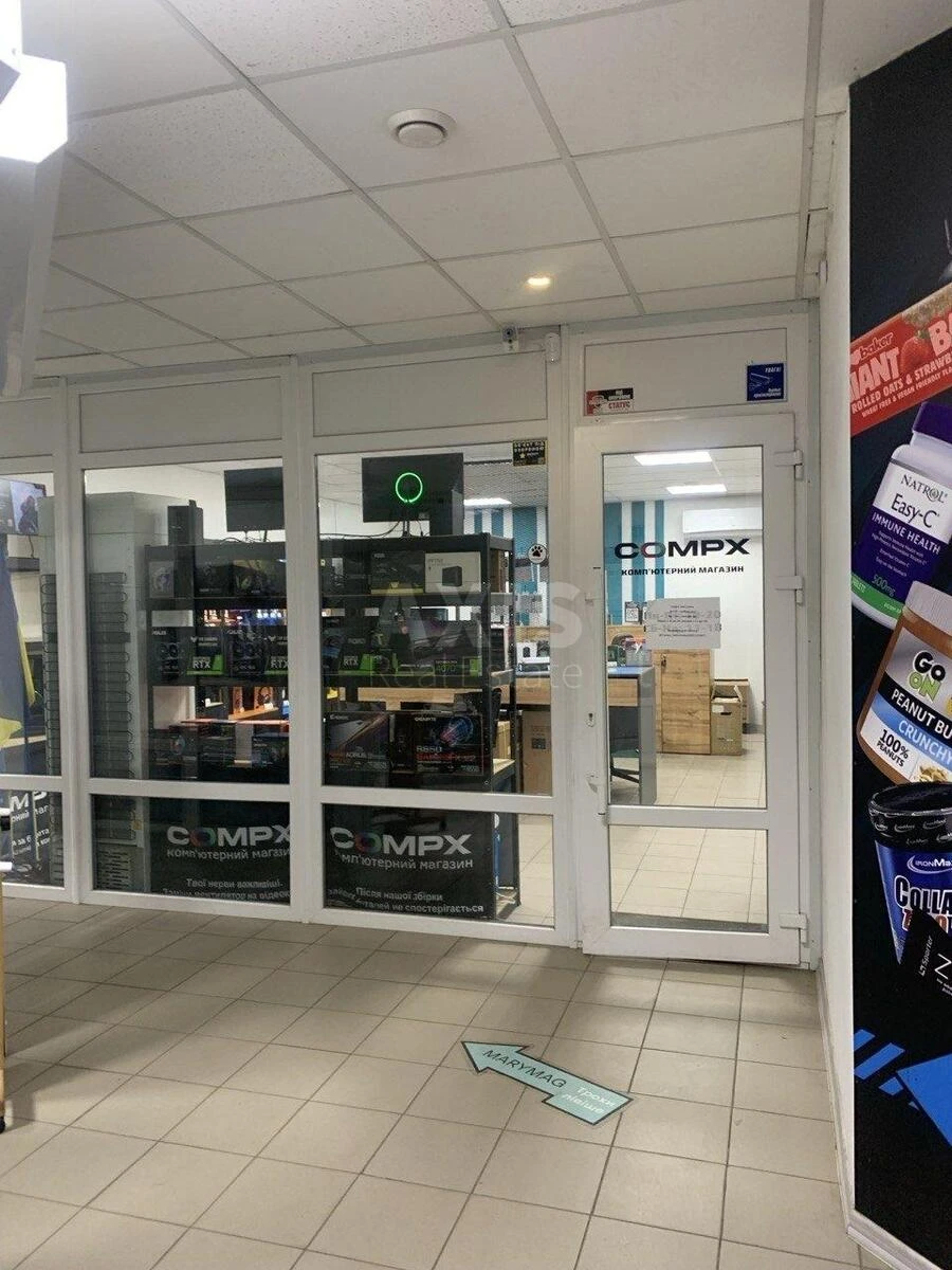 Trade object vul. Vasyl'kivs'ka 6, 52m2675684