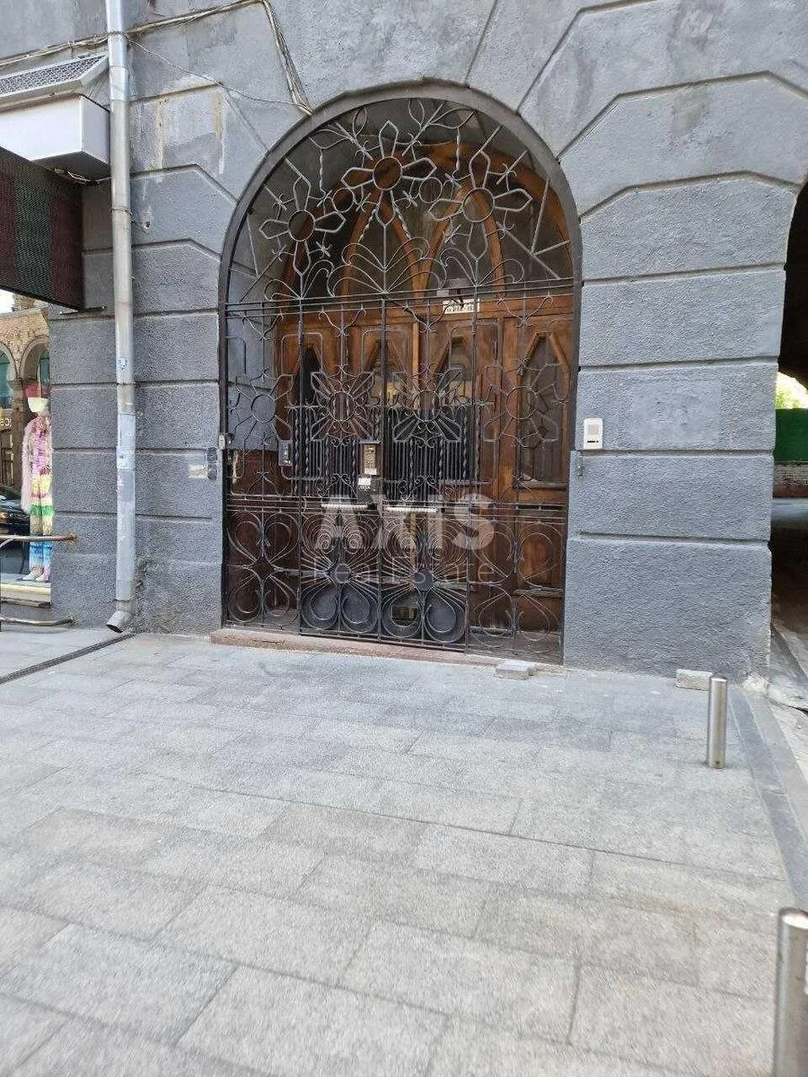 2k apartment vul. Hreshhatyk 135713312