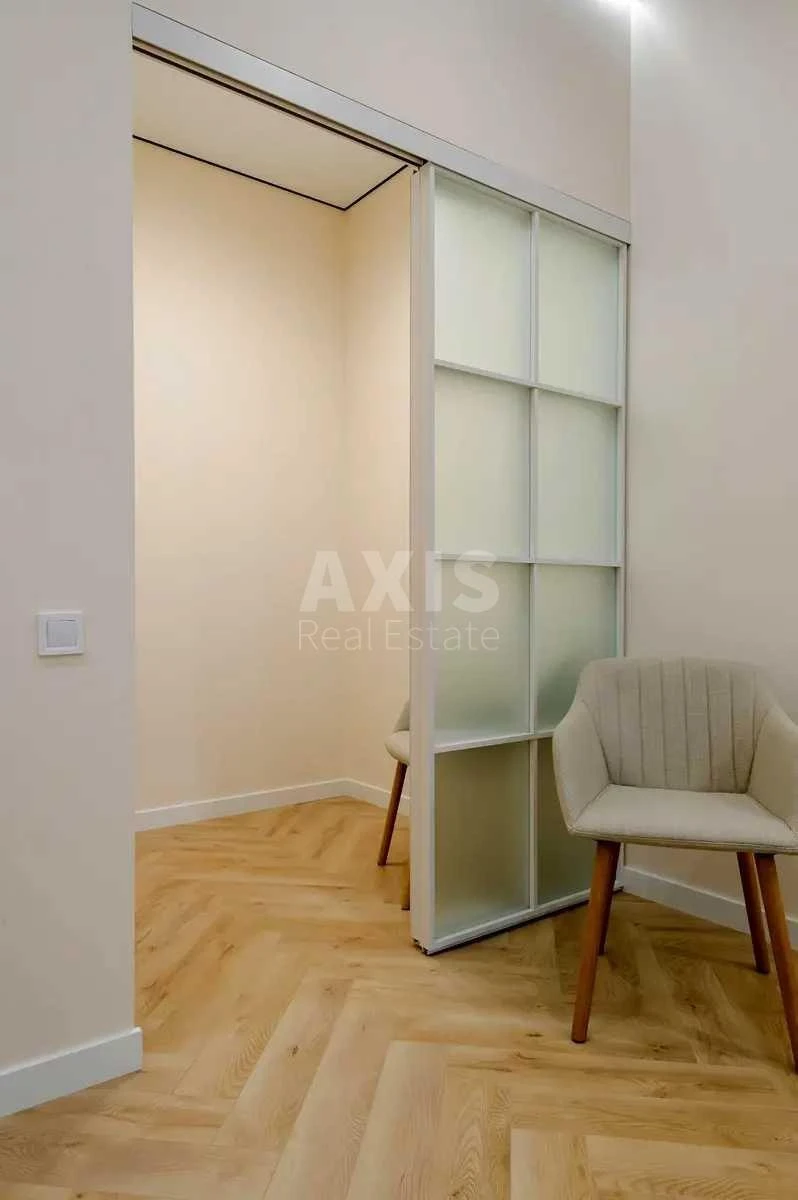 1k apartment pr-t Berestejskij 116573311