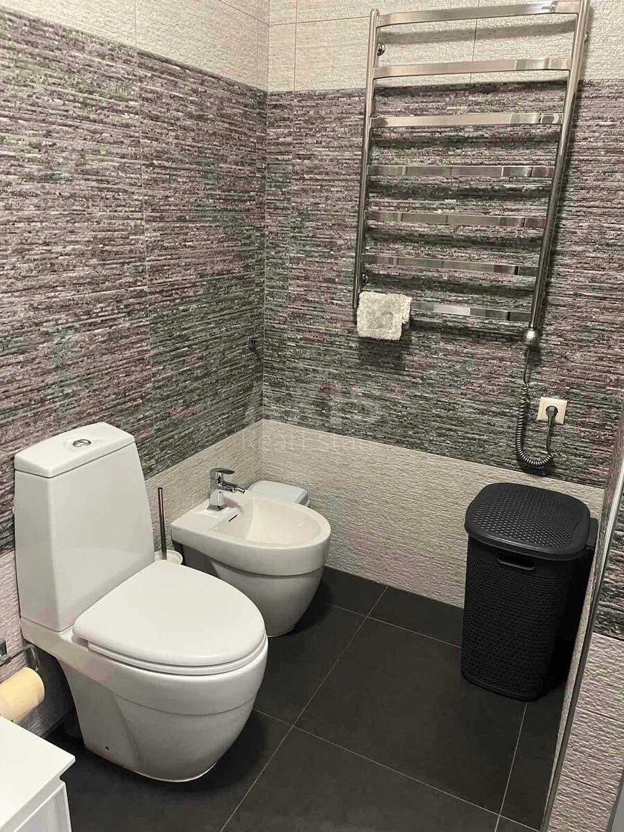 2k apartment vul. Vasylya Tyutyunnyka 37/16761012