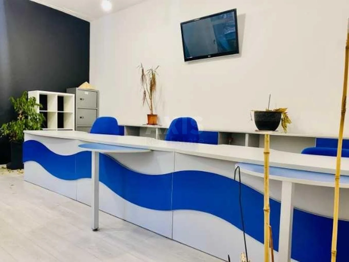 Office vul. Vozdvyzhens'ka 48, 70m2644496