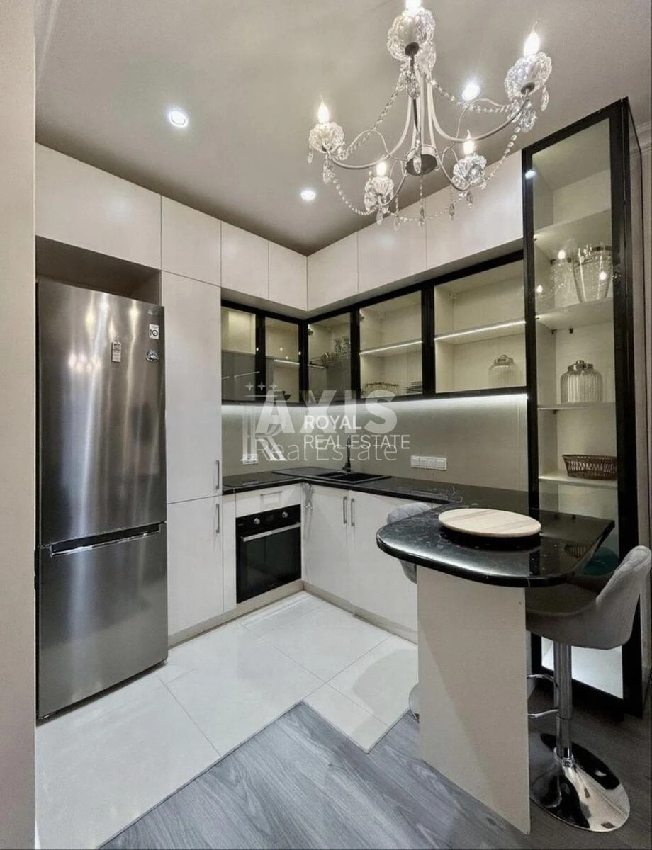 1k apartment vul. Zhyljans'ka 68693132