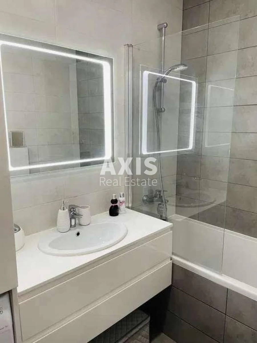 1k apartment vul. Saljutna 2Б244104