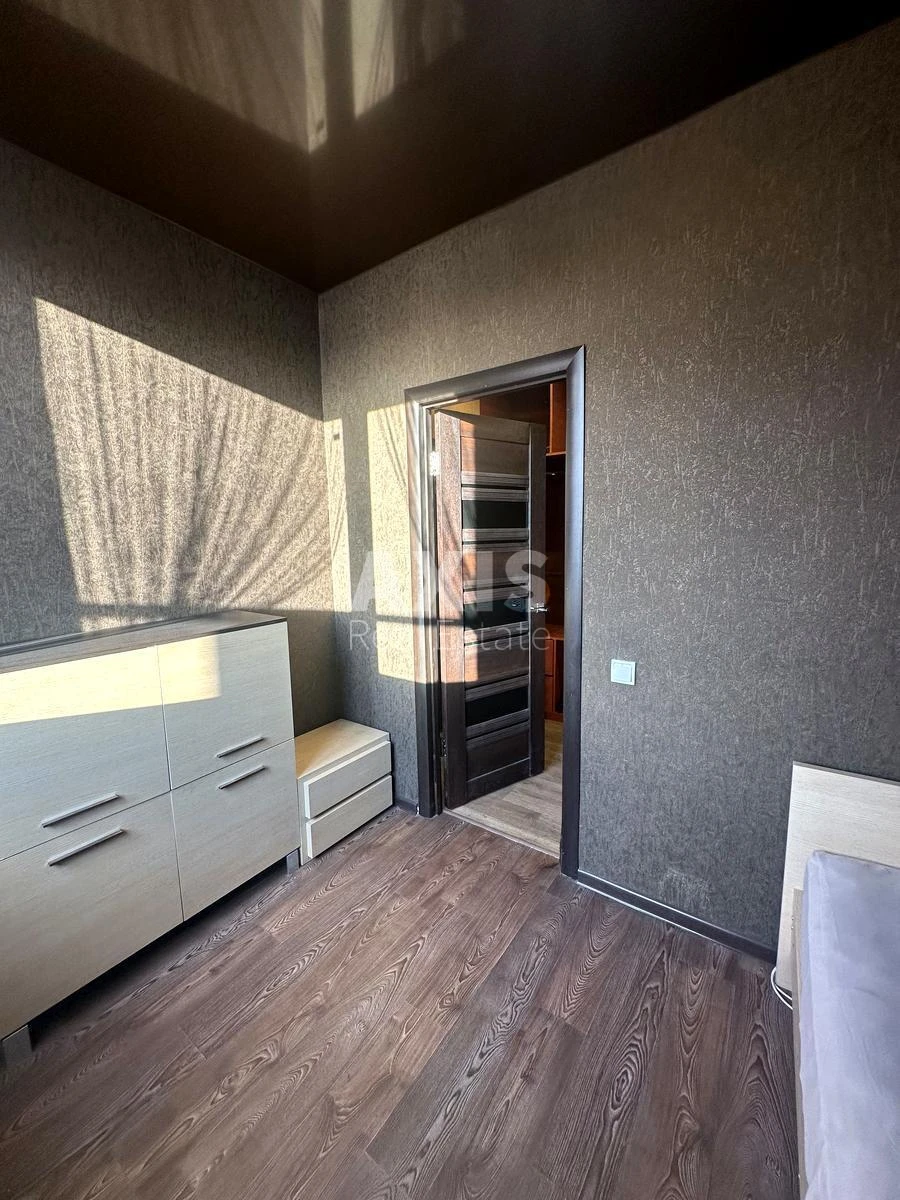 2k apartment shose Harkivs'ke Seventeen A658095