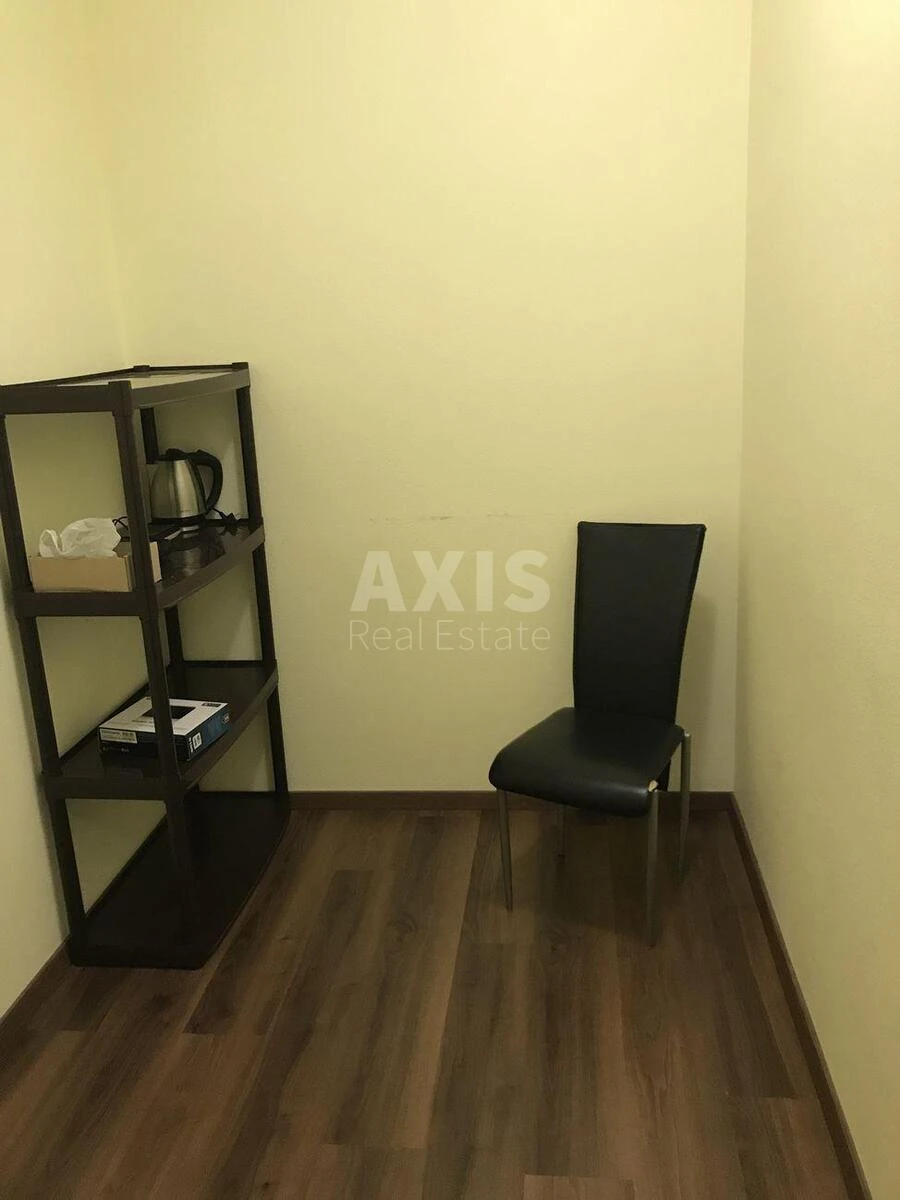 Office uzv. Klovs'kyj 7, 90m26120515