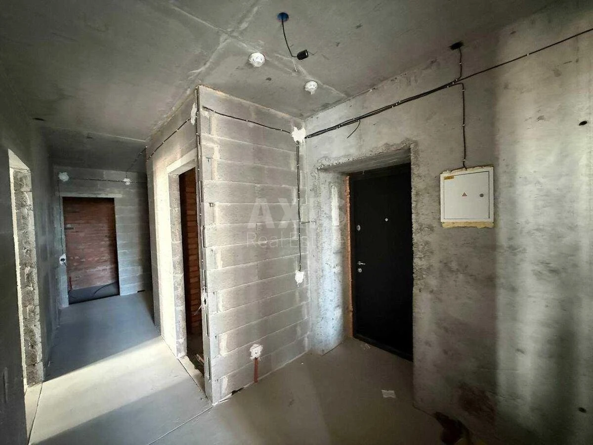 3k apartment nab. Dniprovs'ka 18712588