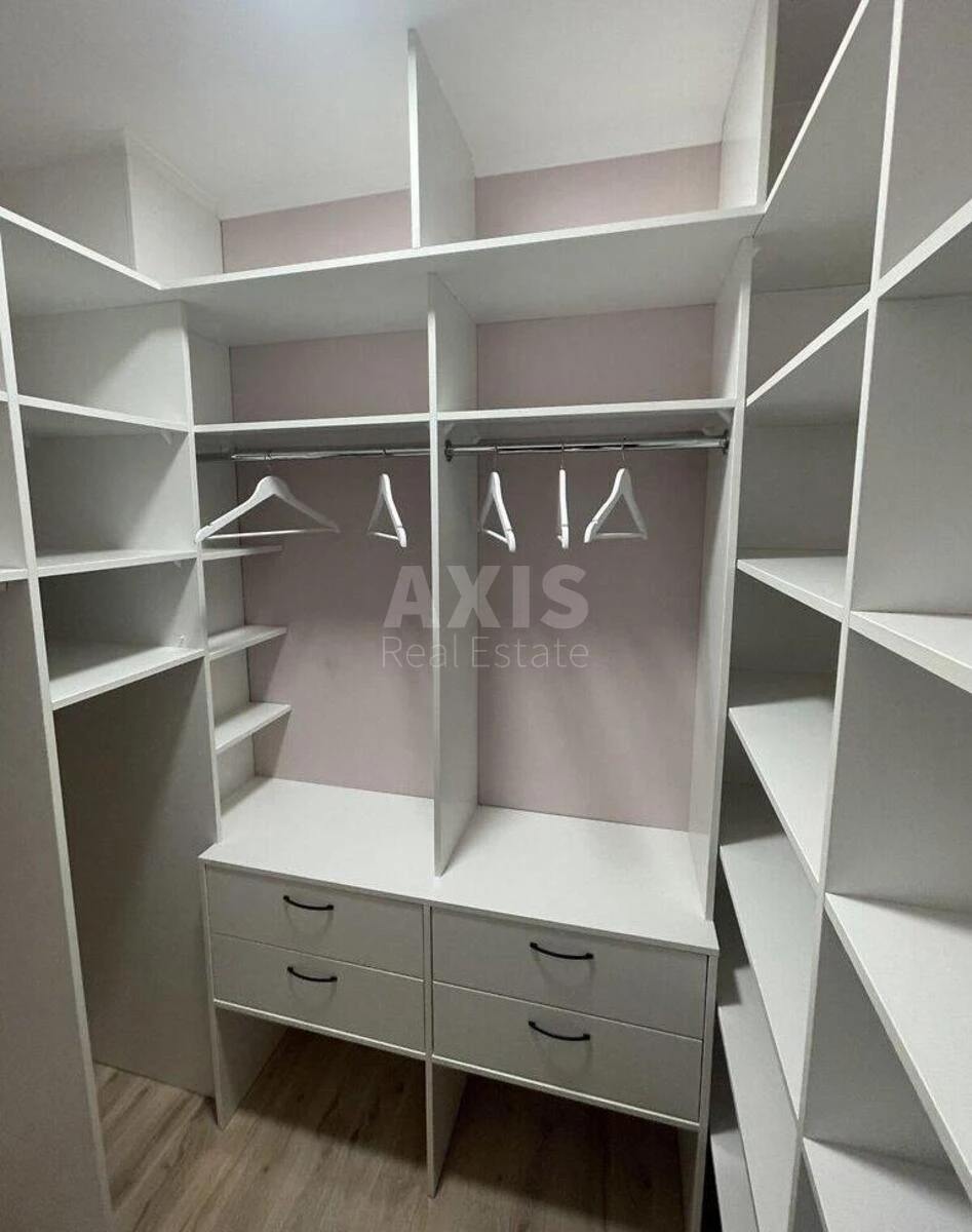 1k apartment vul. Revuc'kogo 40В697608