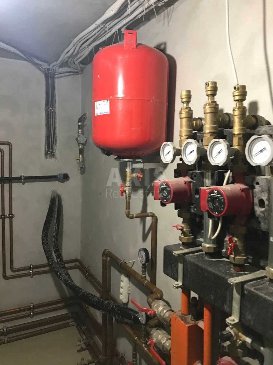 Дoм ул. Зеленая, 290м2, город Киев5834415