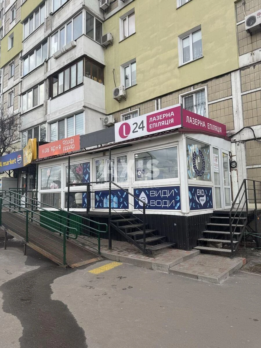 Trade object pr-t Chervonoyi Kalyny 5, 73m2681650