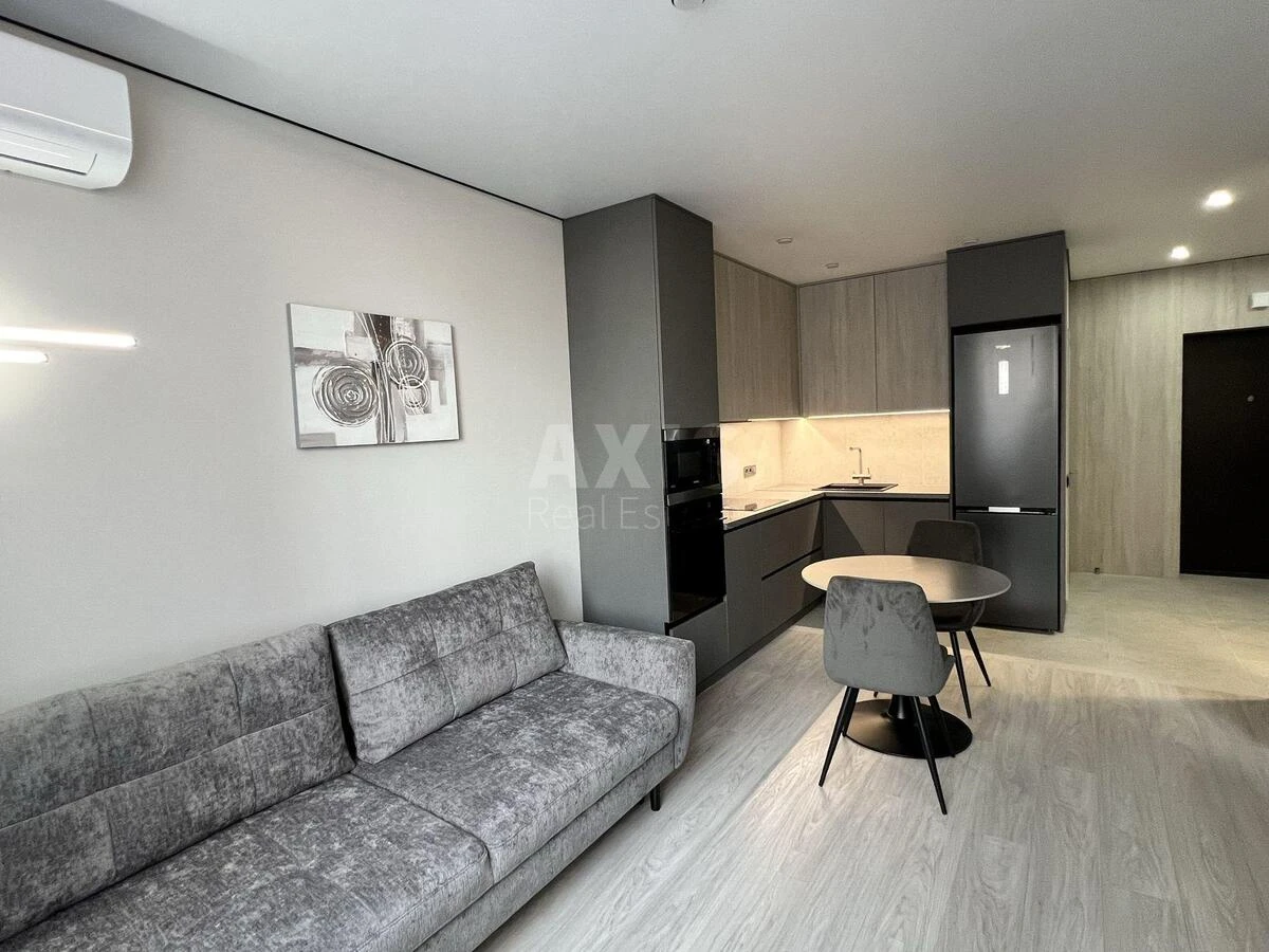 1к квартира ул. Александра Олеся 9А686304