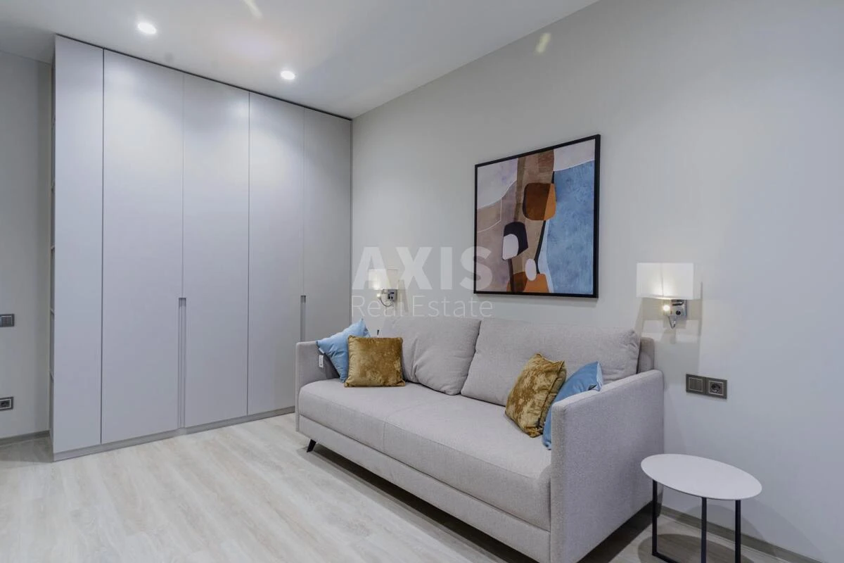 4k apartment vul. Antonovycha 118/19633289