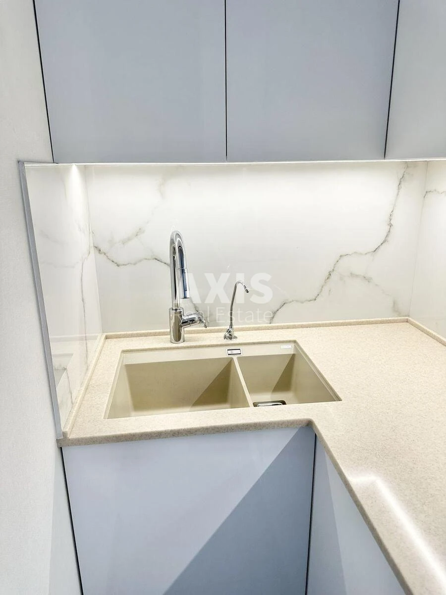 3k apartment vul. Glybochyc'ka 13609441