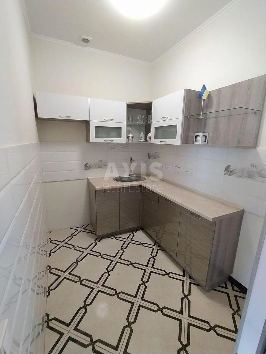 Офис ул. Жилянская 120Б, 76м2676040