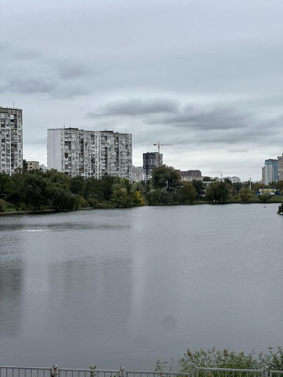 3k apartment vul. Bereznjakivs'ka 306428517