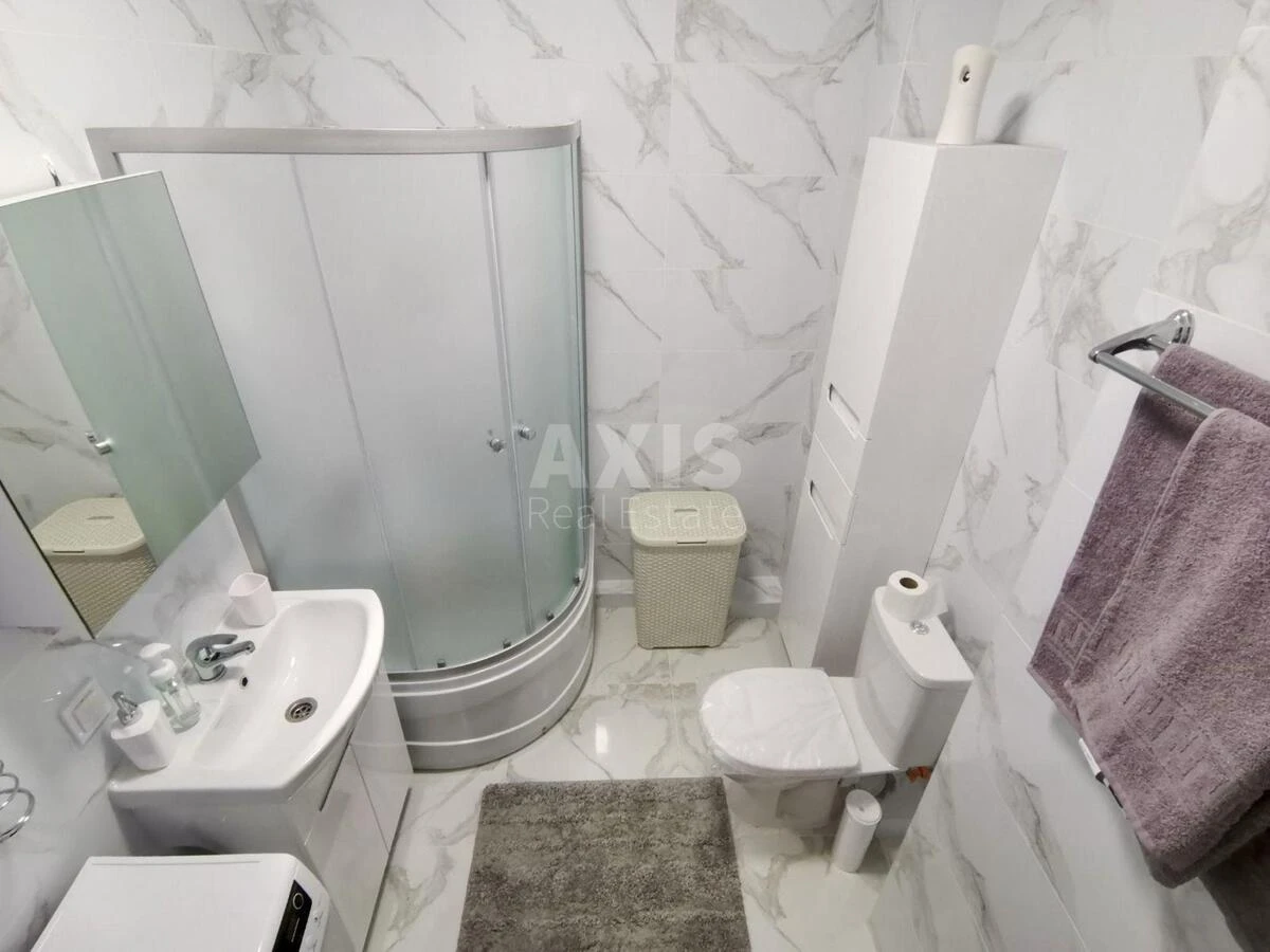 1k apartment vul. Grechka Marshala 10Ж672192