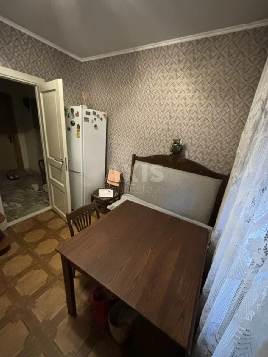 2k apartment vul. L'vivs'ka 15Б311820