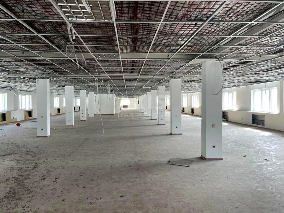 Объект торговли ул. Златоустовская 23Б, 3800м2657556