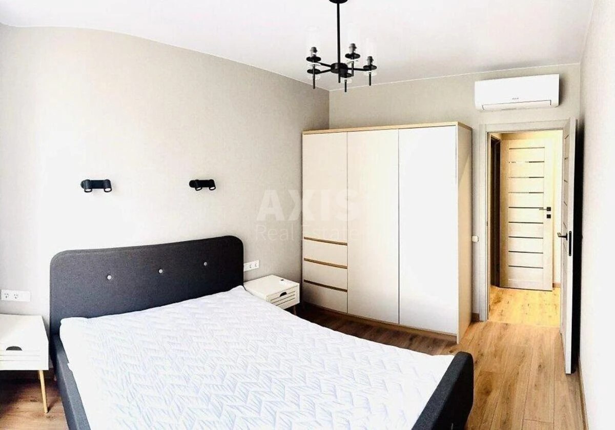 2k apartment vul. Vsevoloda Zmijenka 15/23690223