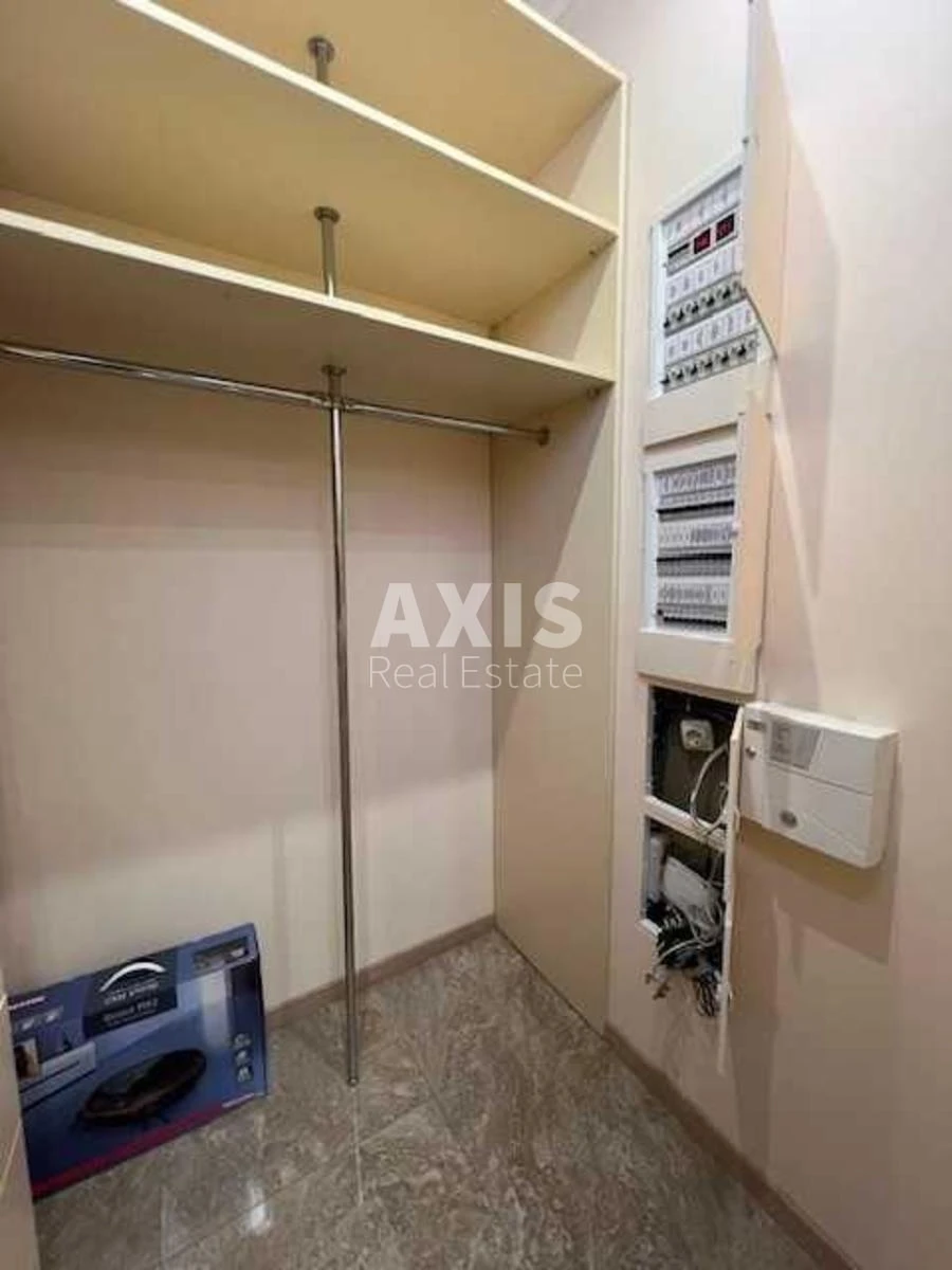 Office uzv. Klovs'kyj 7А, 200m2431766