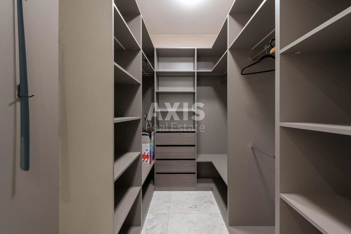 4k apartment vul. Strutyns'kogo Sergija 25895417