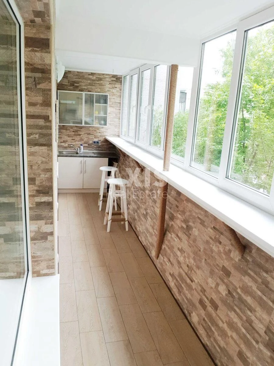 Office vul. Velyka Vasyl'kivs'ka 54, 72m2475312