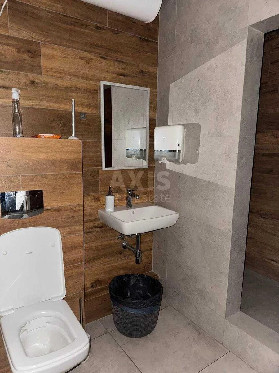 Office vul. Vasylya Tyutyunnyka 28, 155m2667176