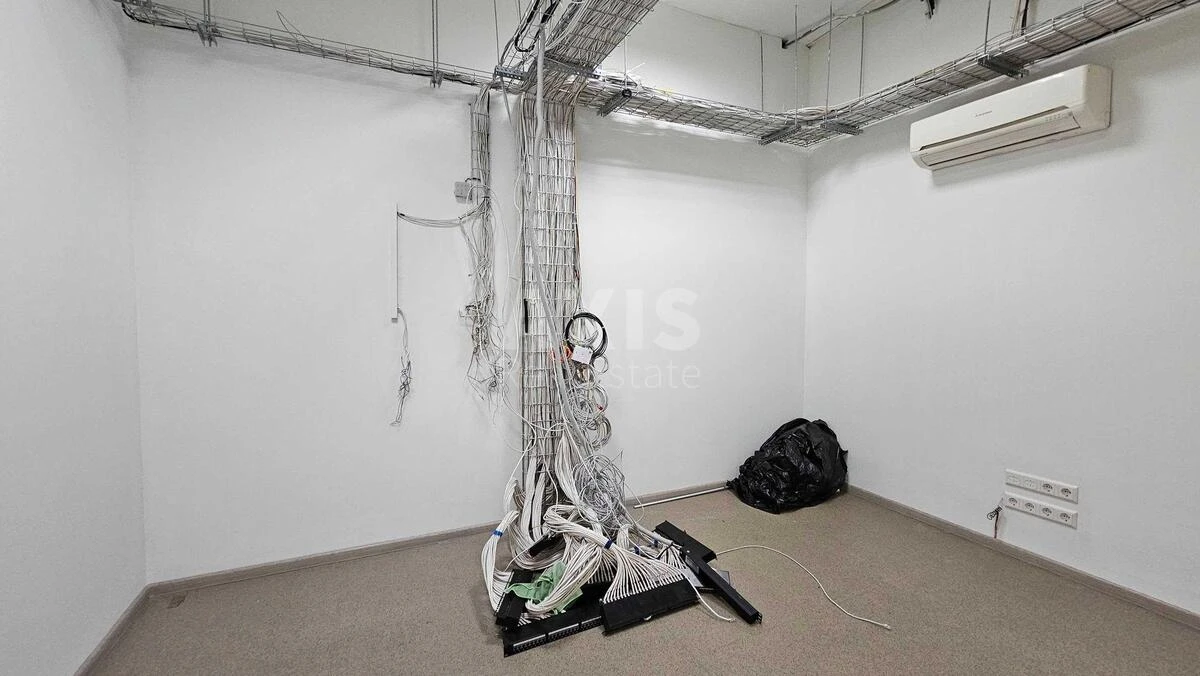 Office bul. Mykoly Mikhnovskoho 19, 520m26188912