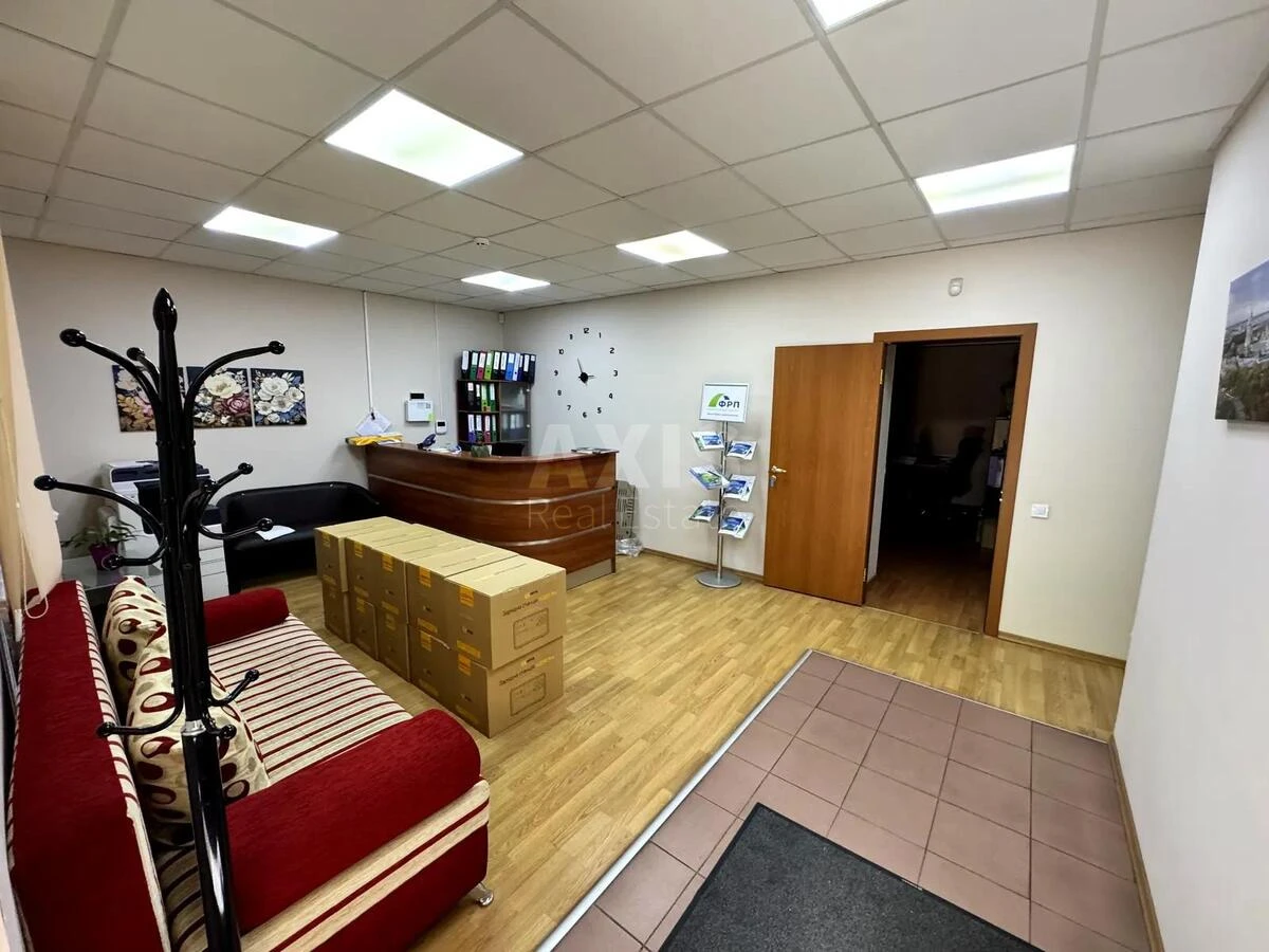 Office vul. Shovkovychna 7А, 184m266608