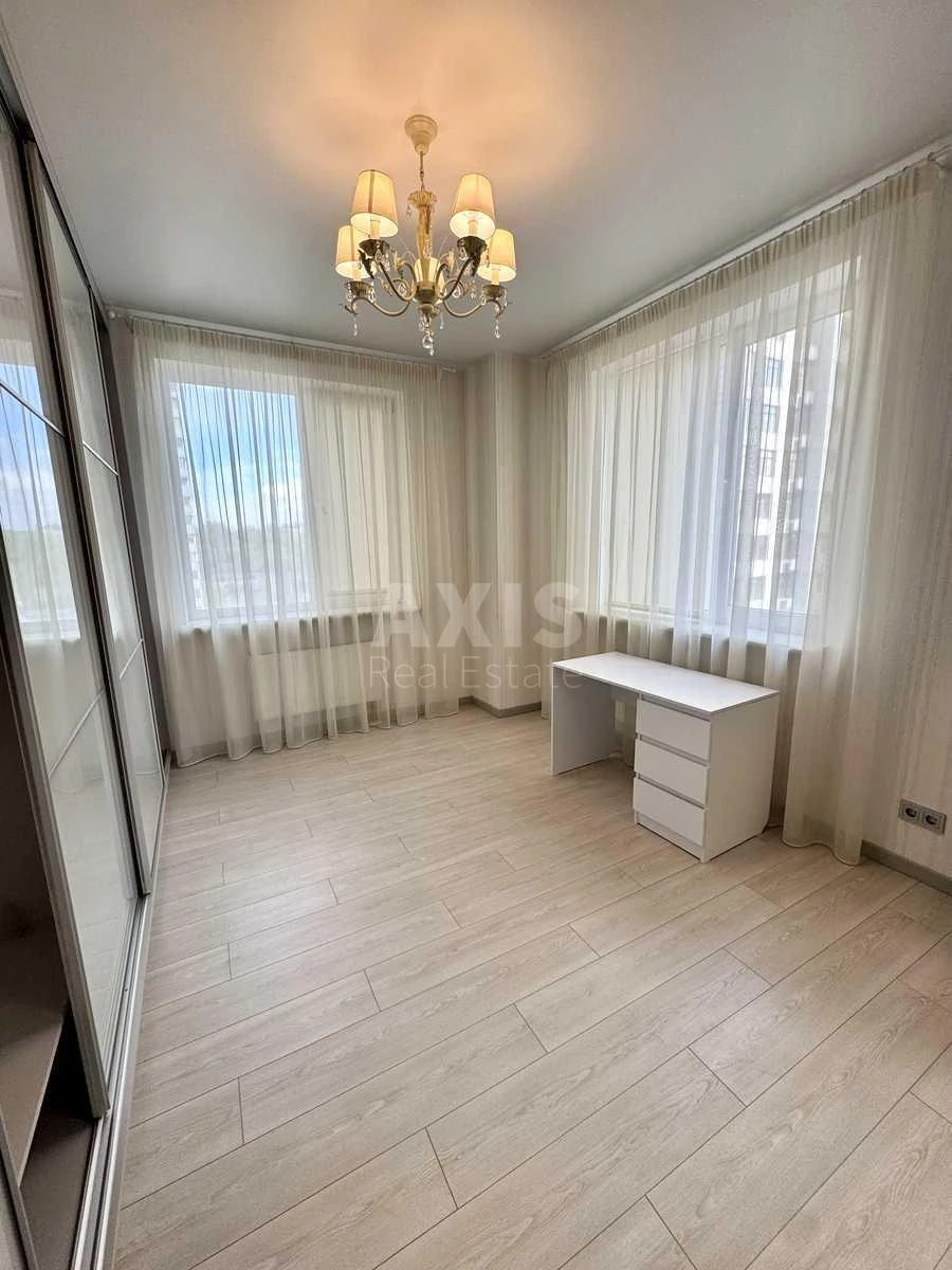 3к квартира ул. Андрея Верхогляда 14А7036916
