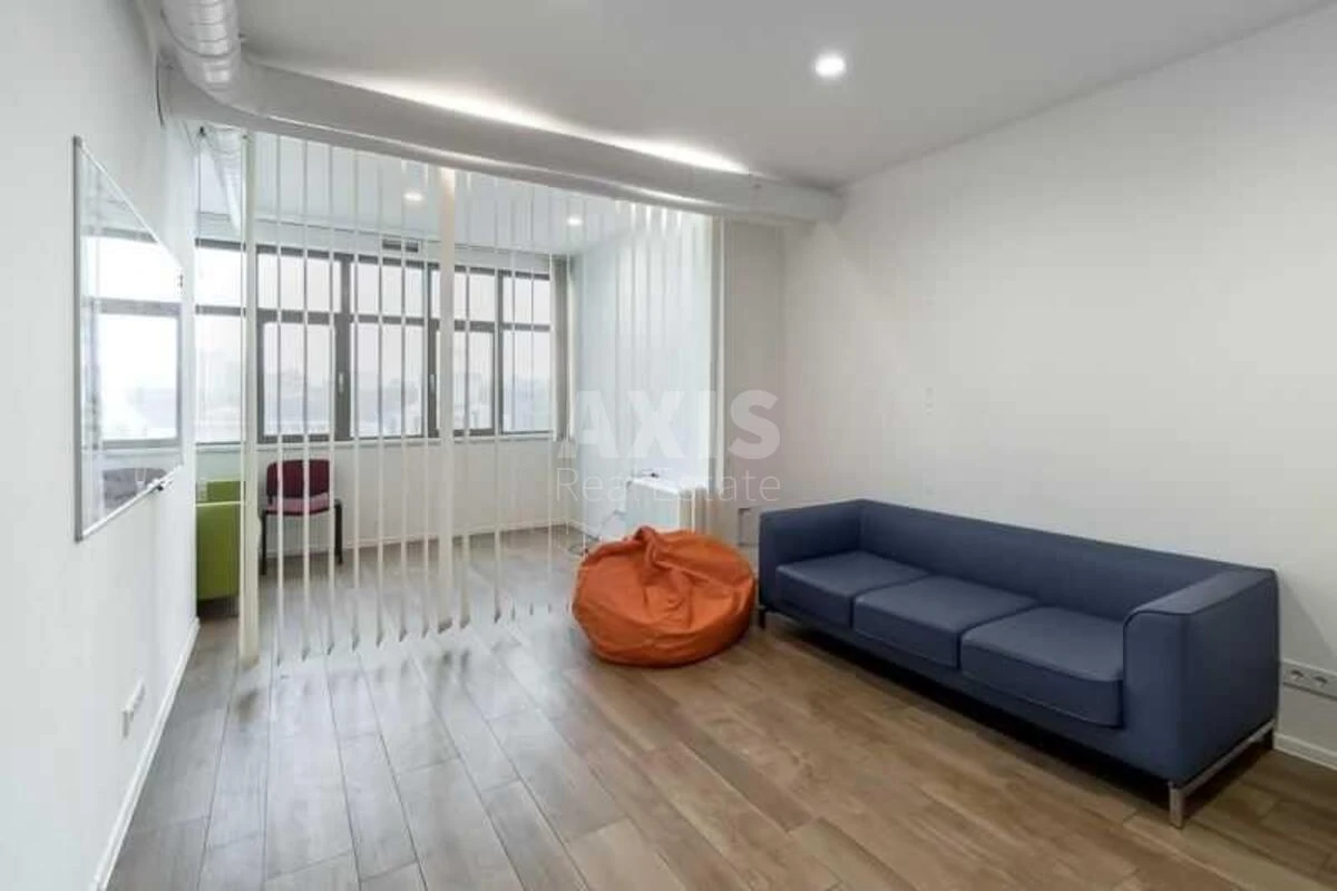 Office vul. Velyka Vasyl'kivs'ka 72, 315m2656656