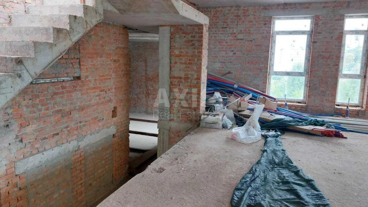 Объект торговли ул. Ломаковская 20, 2500м2673999