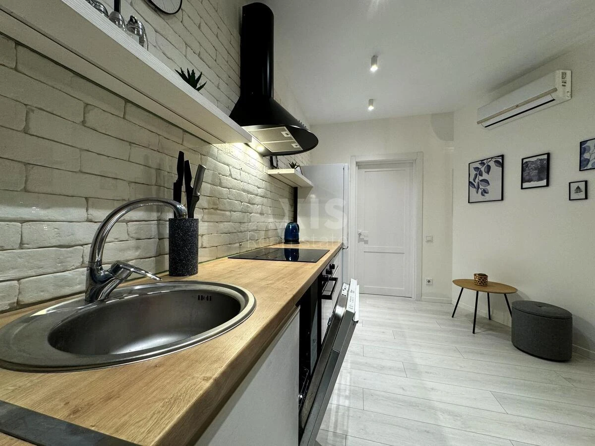 2k apartment vul. Zarichna 1Г6898712
