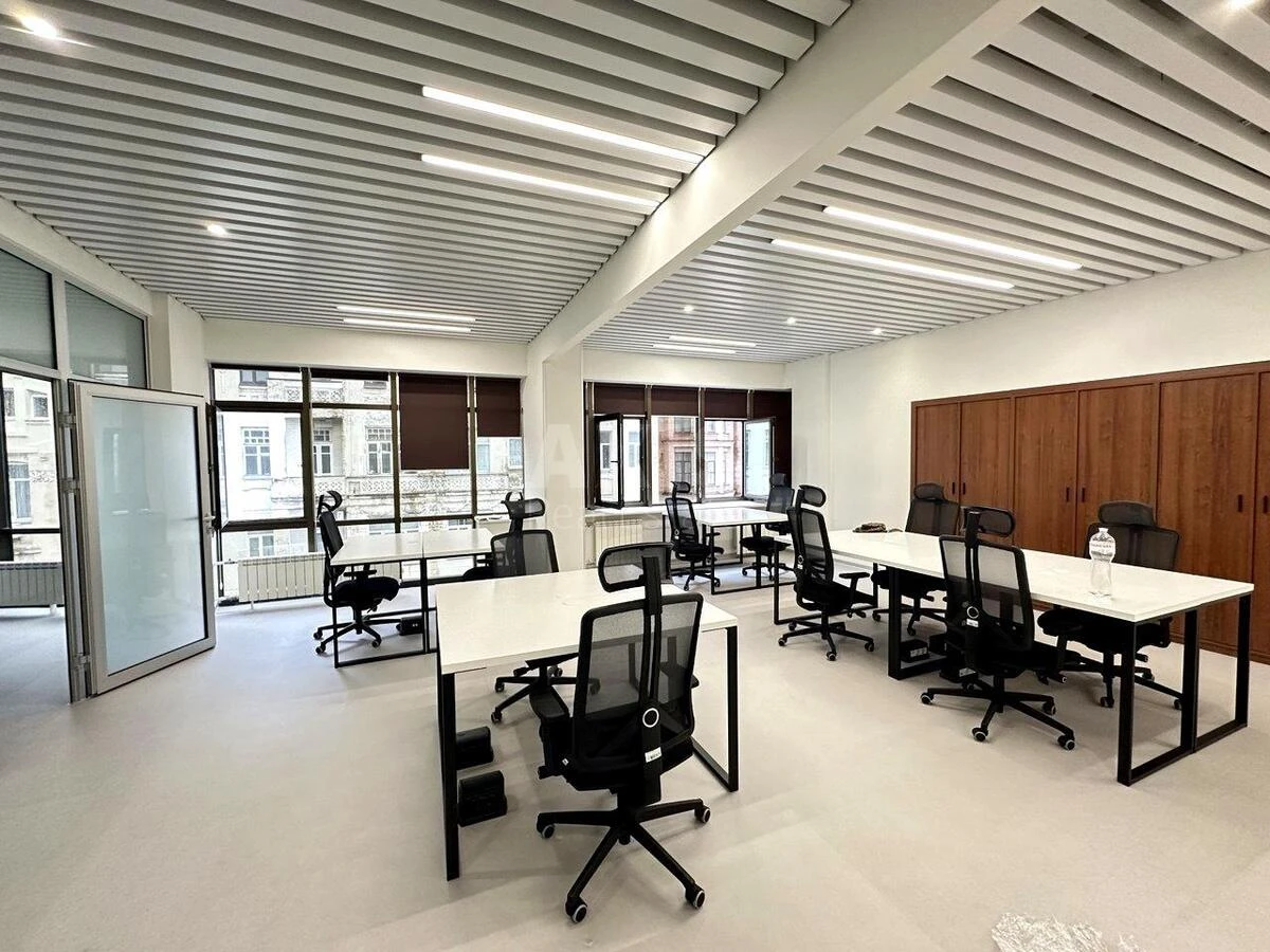 Office vul. Gonchara Olesja 41, 400m2658553