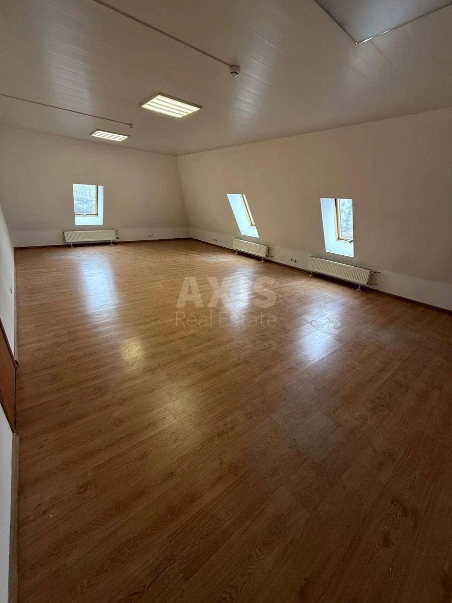 Office pl. Sofijs'ka 18, 260m2681490