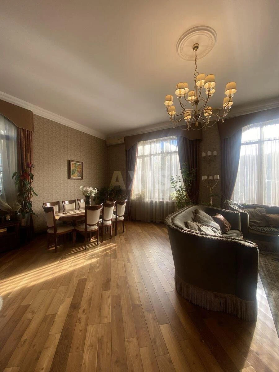 Дoм ул. Добрый Путь, 260м2, город Киев62161