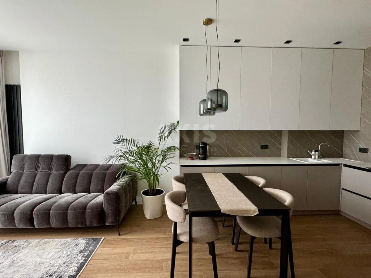 3k apartment vul. Bul'varno-Kudrjavs'ka 17