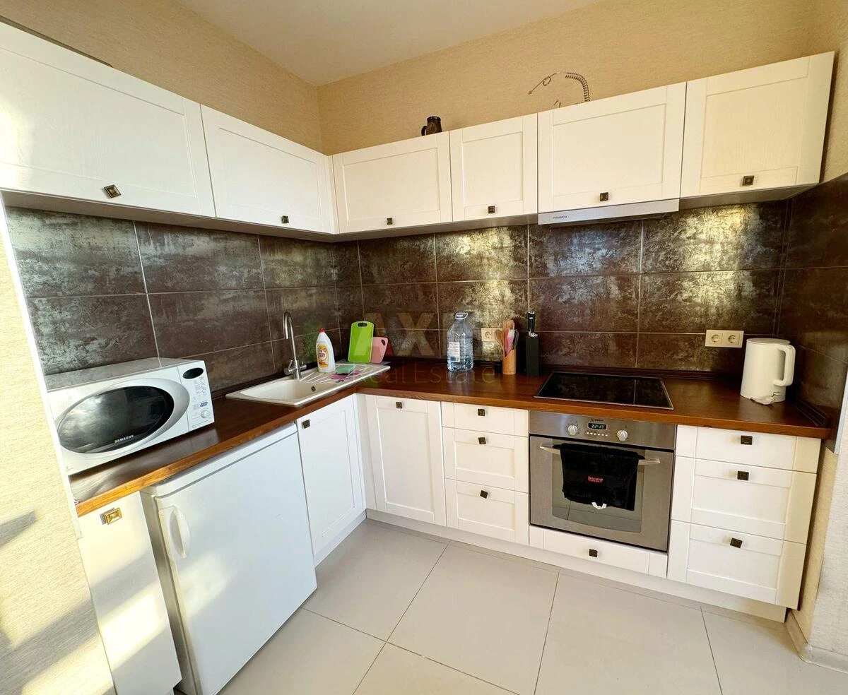 2k apartment pr-t Geroi'v Stalingrada 458361