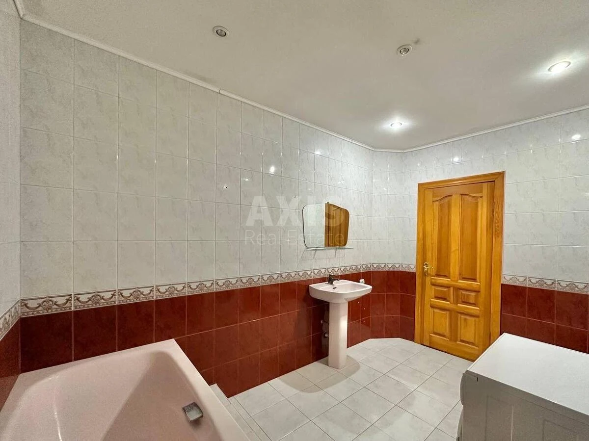 House prov. Bortnyc'kyj, 323m2, Kyiv city5449613