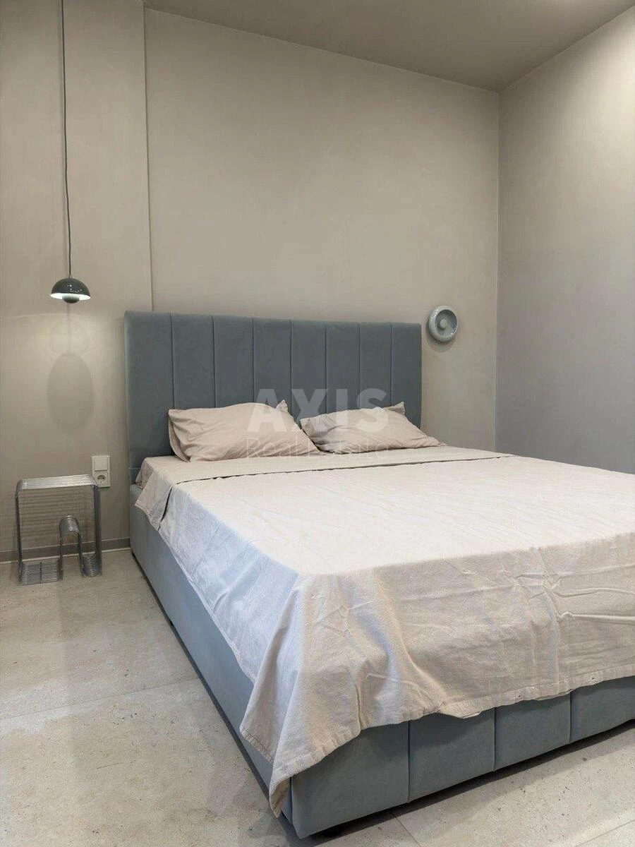 1k apartment bul. Ryl's'kogo Tadeja 4669738