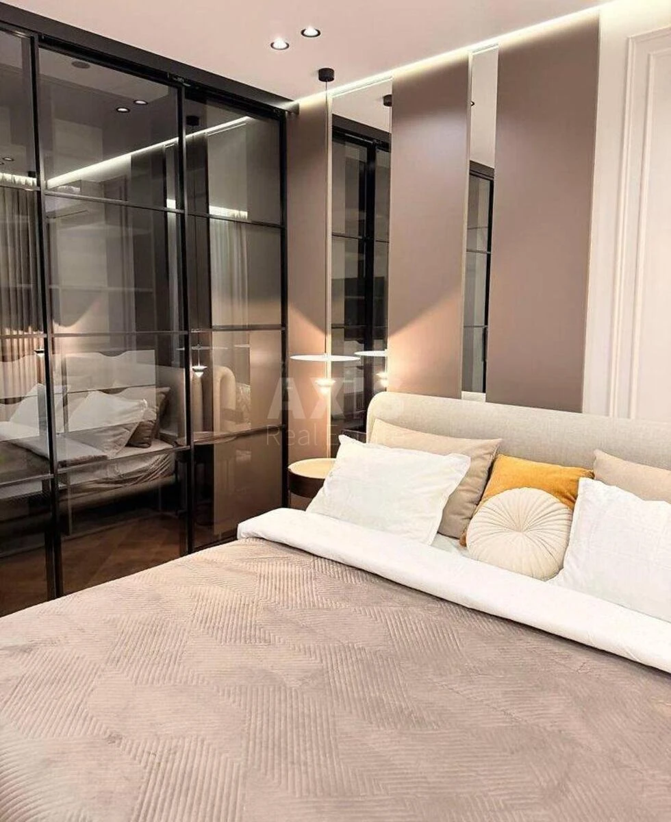 1k apartment nab. Dniprovs'ka 15Ж654172