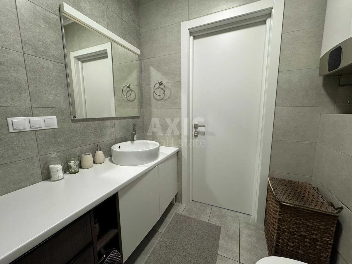 2k apartment vul. Lypkivs'kogo Vasylja Mytropolyta 37Б6429910