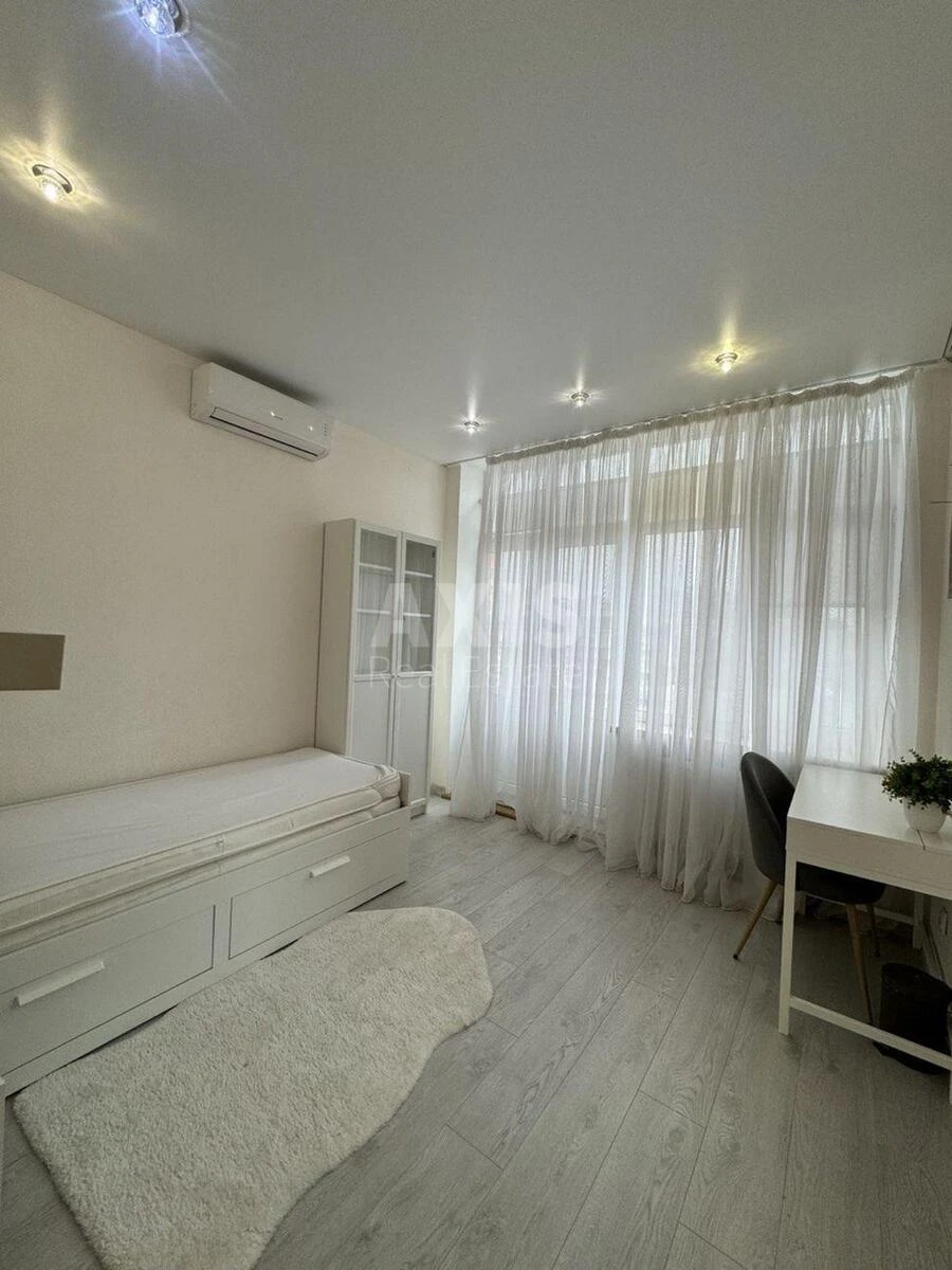 3k apartment vul. Dmytrivs'ka 66А6752710