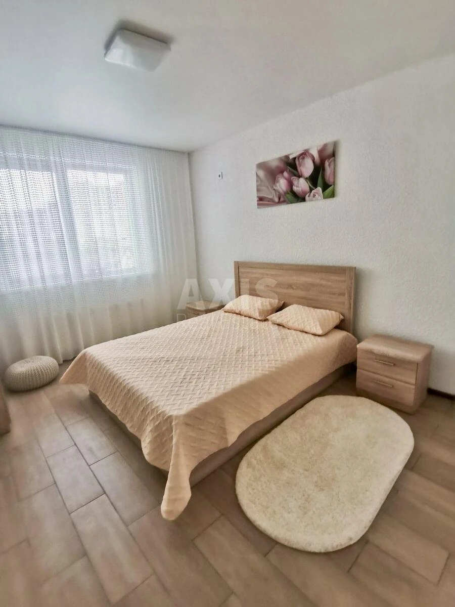 1k apartment vul. Grechka Marshala 10Ж672190