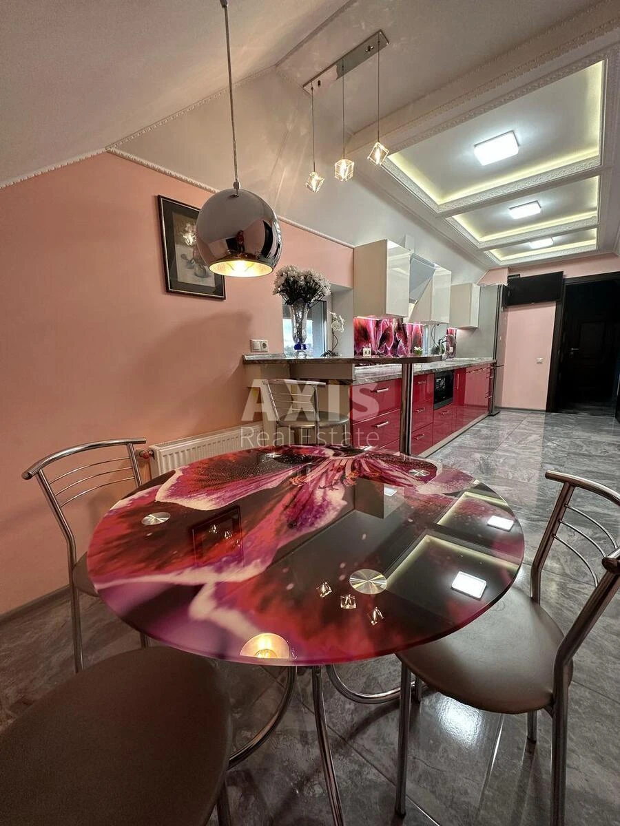 1k apartment vul. Montazhnykiv 6610711