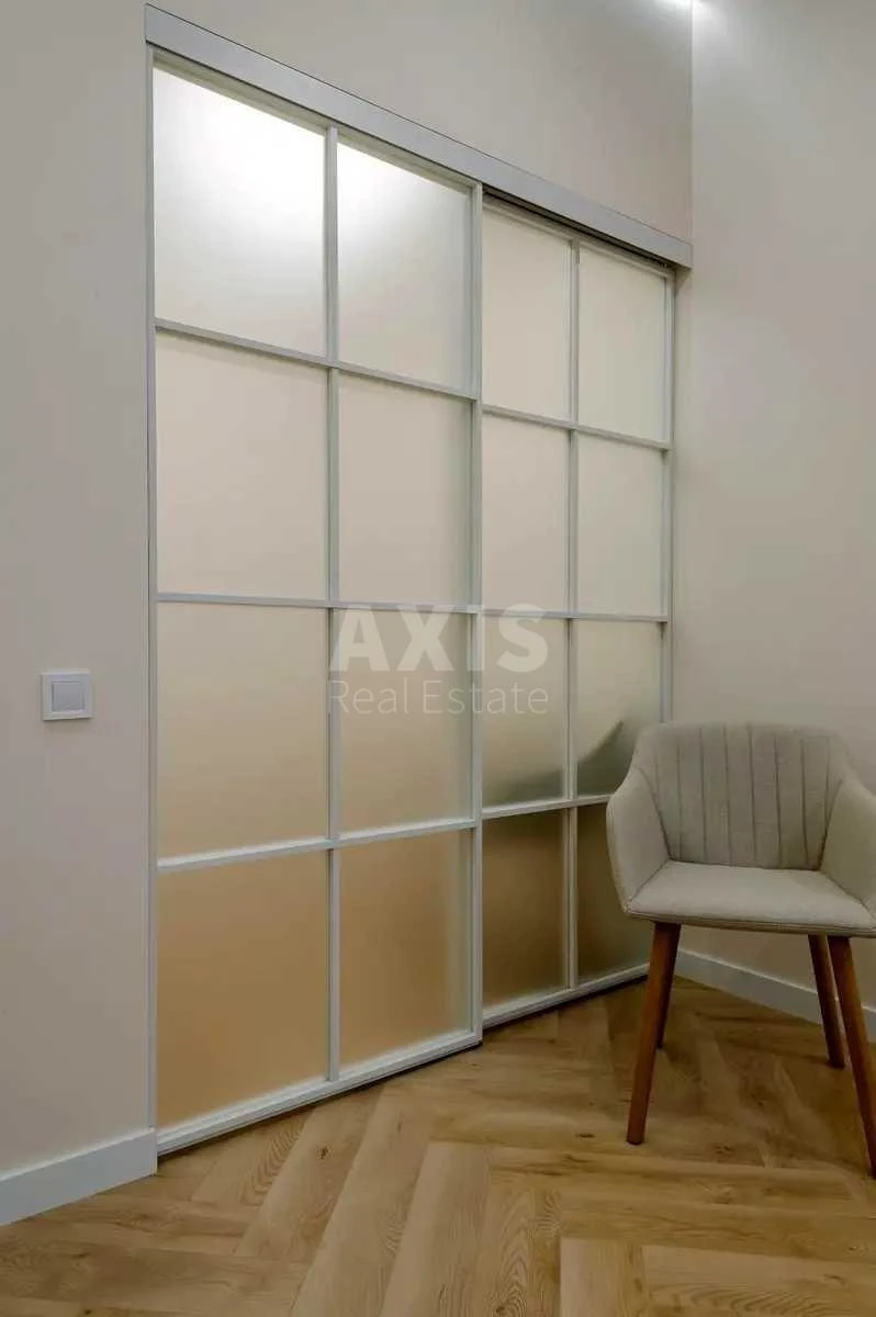 1k apartment pr-t Berestejskij 116573313