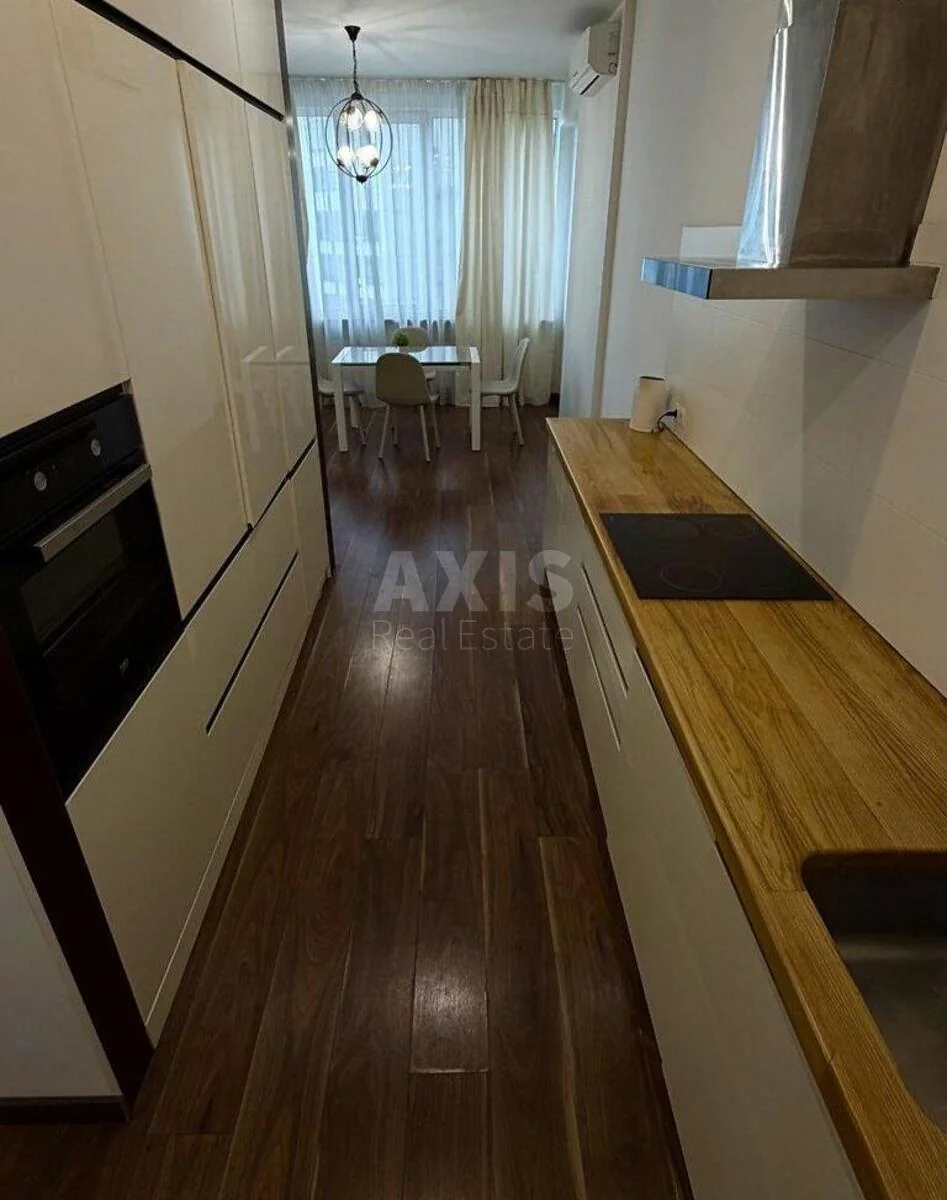 2к квартира ул. Евгения Коновальца 44А