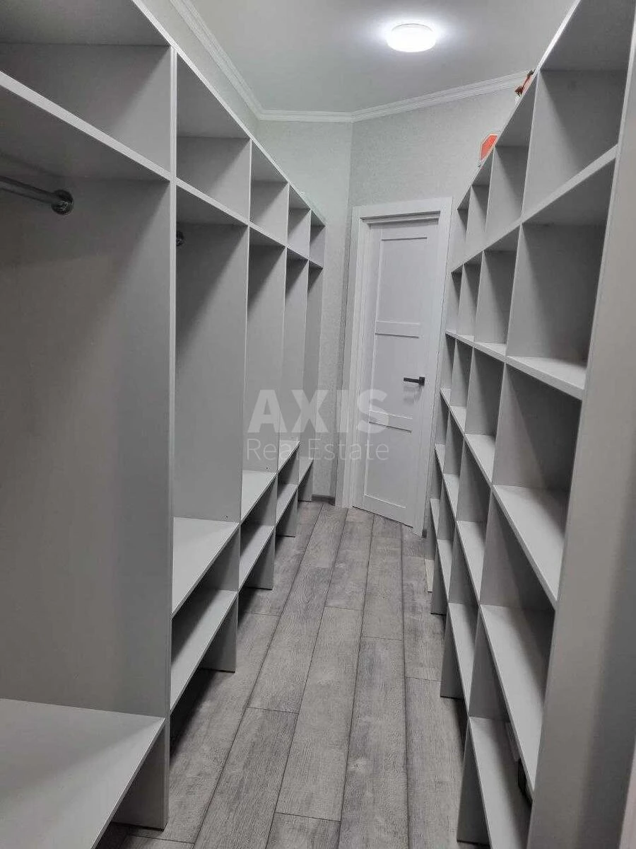 3k apartment vul. Sverstjuka Jevgena 4663357