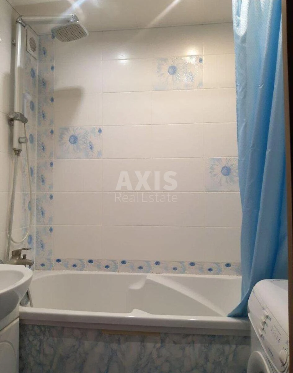 3k apartment vul. Rudenko Larysy 3А6618915