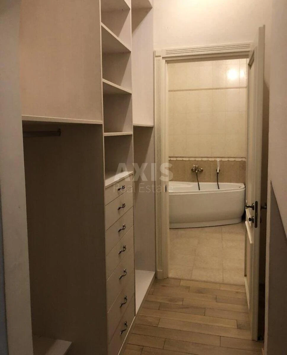 6k apartment uzv. Krutyj 5467092